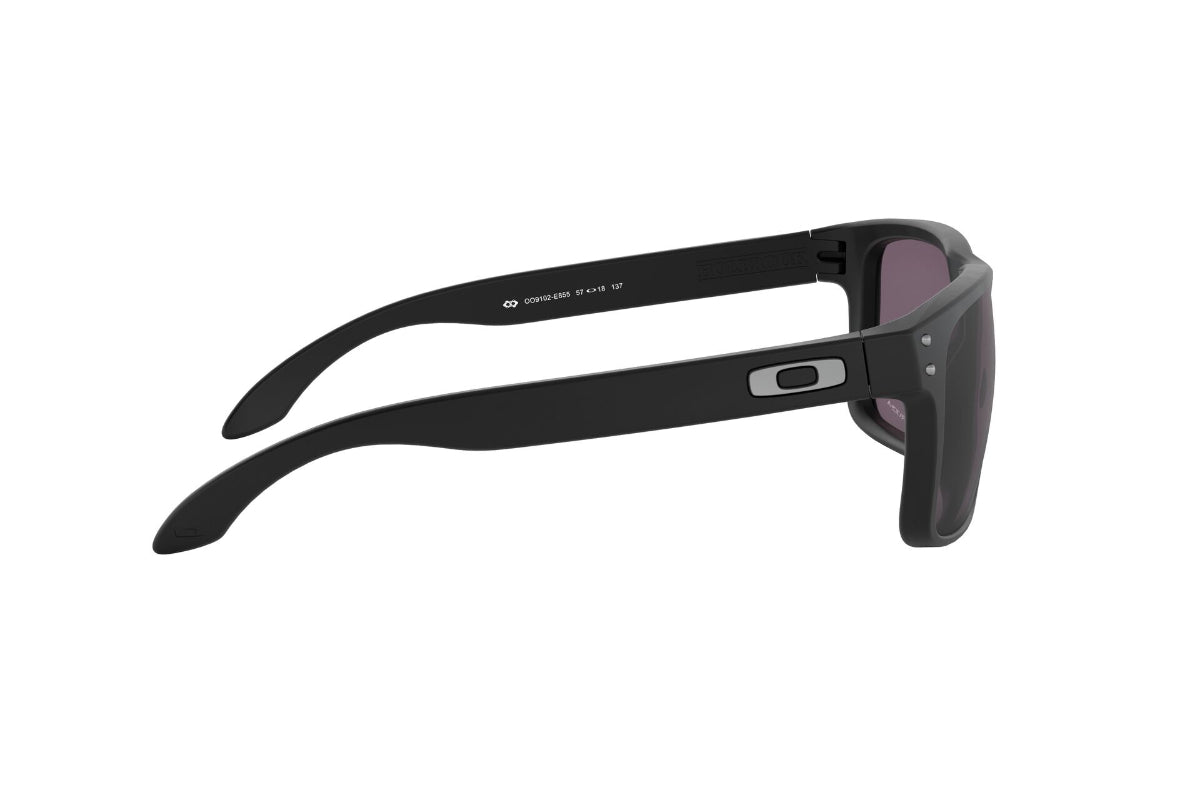 Oakley Holbrook