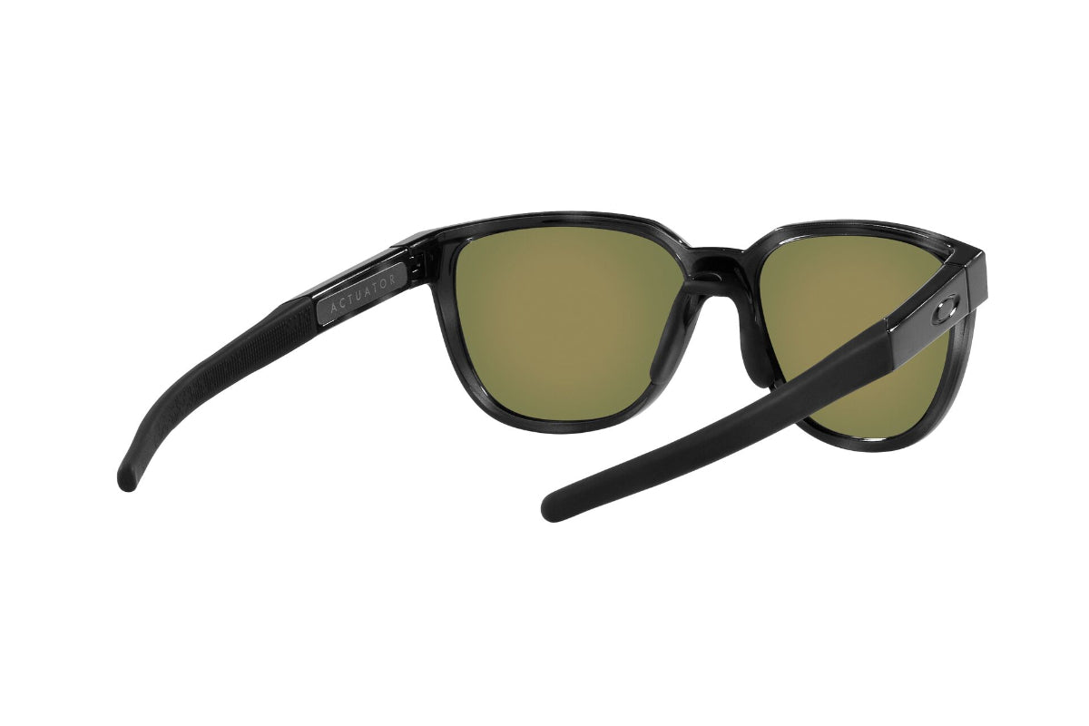 Oakley Actuator