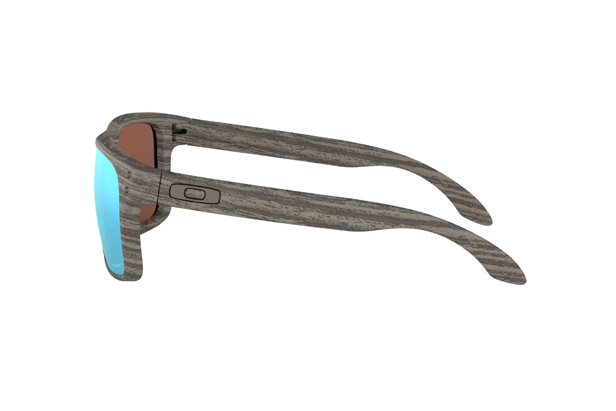 Oakley Holbrook