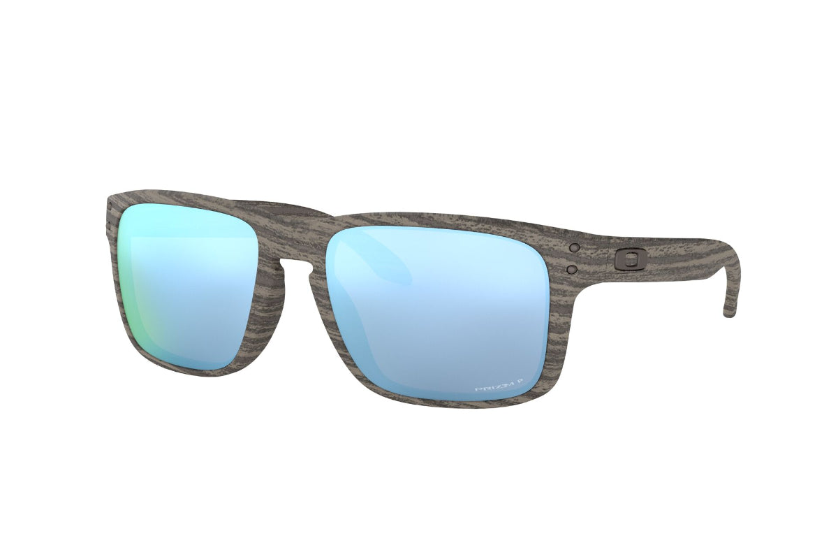 Oakley Holbrook