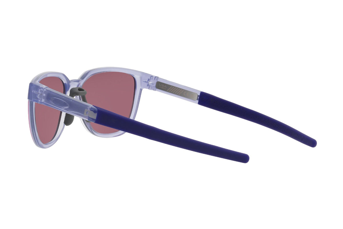 Oakley Actuator