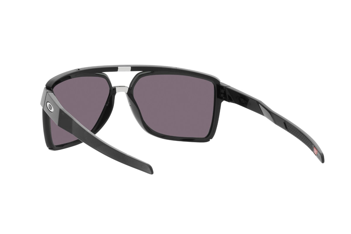 Oakley Castel