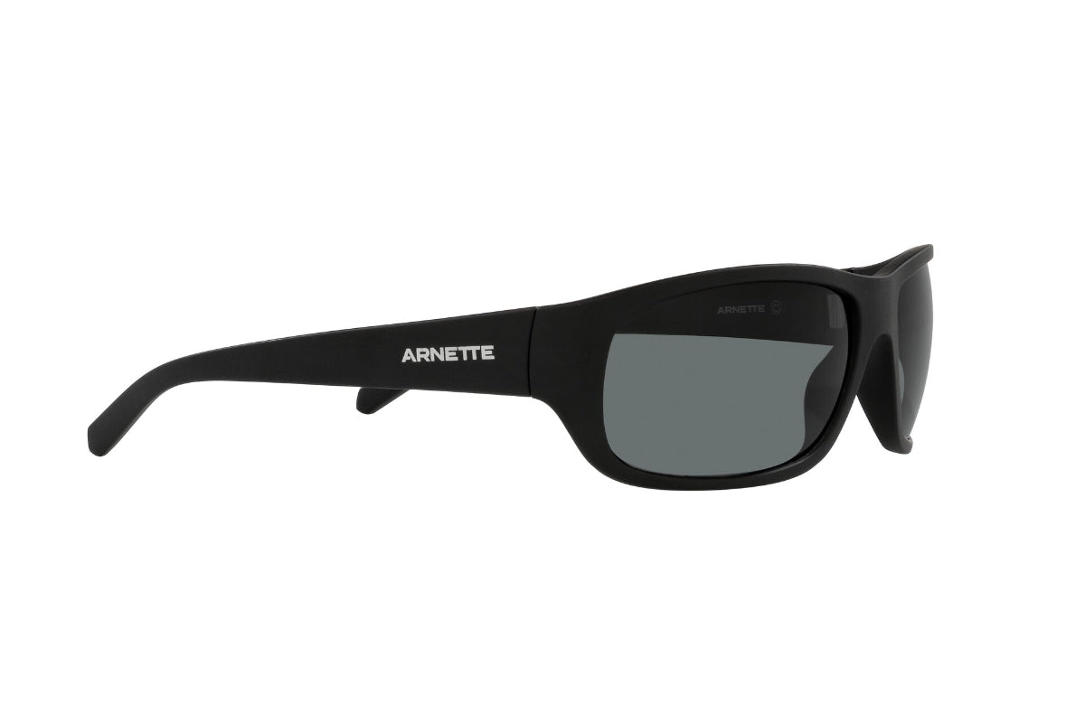 Arnette Uka -Uka