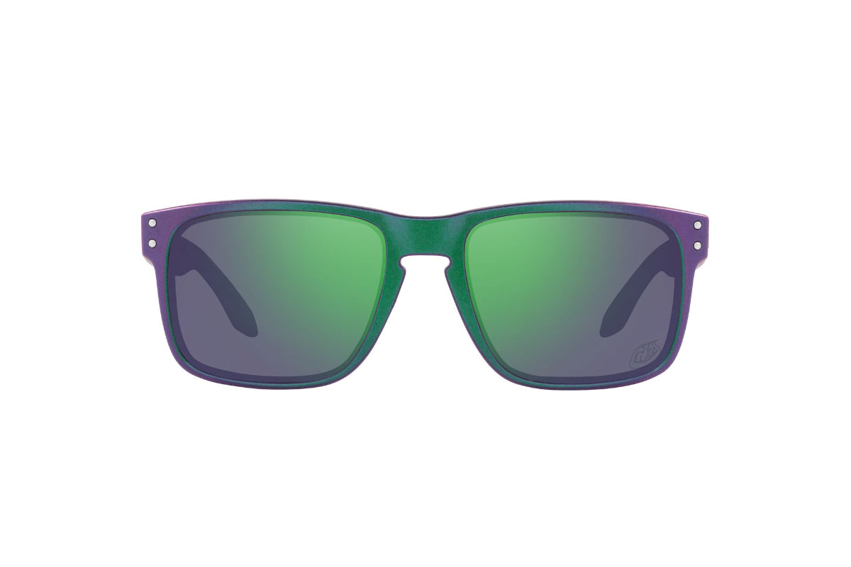 Oakley Holbrook