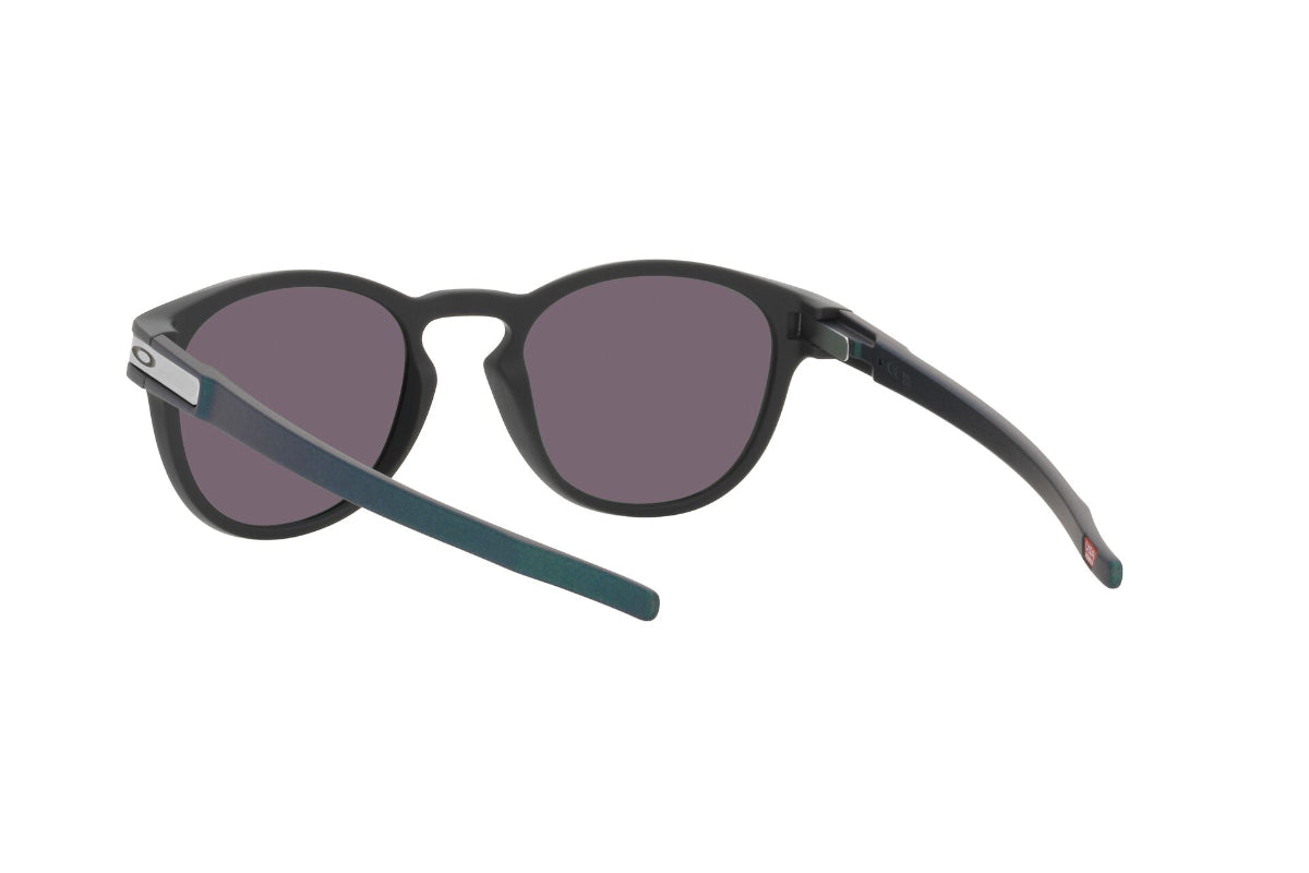 Oakley Latch