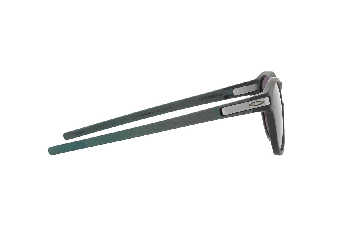Oakley Latch