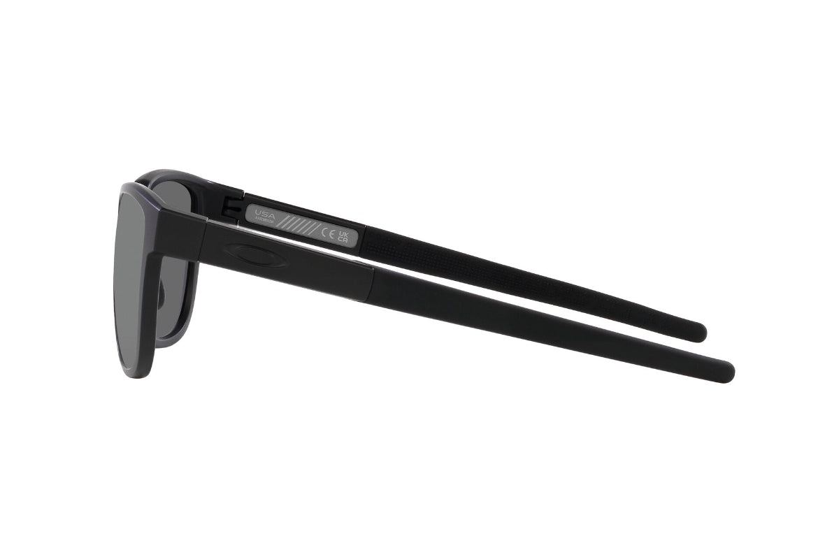 Oakley Actuator