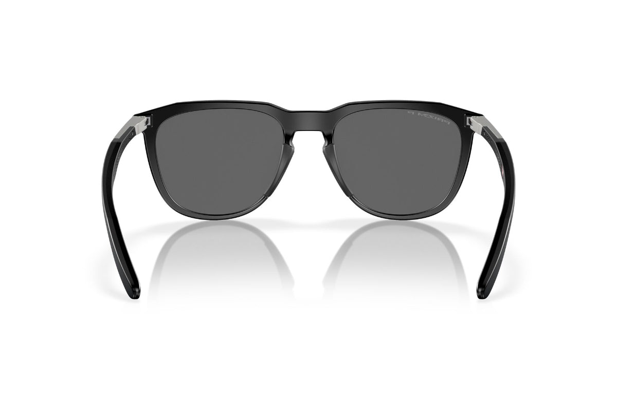 Oakley Thurso
