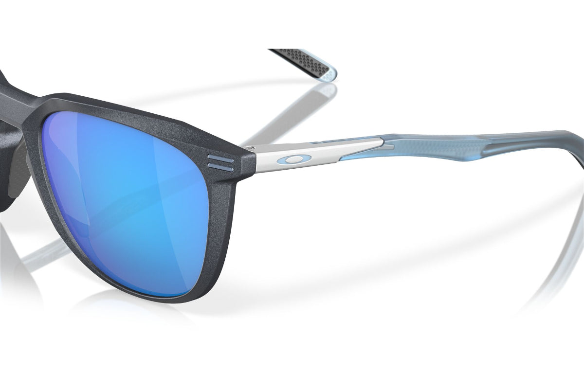 Oakley Thurso