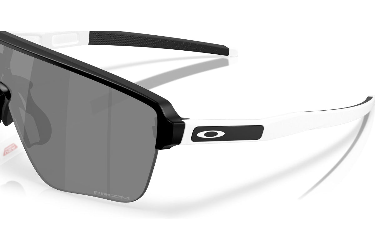 Oakley Corridor SQ