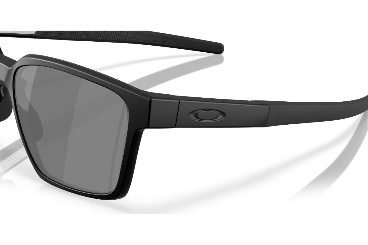 Oakley Actuator SQ