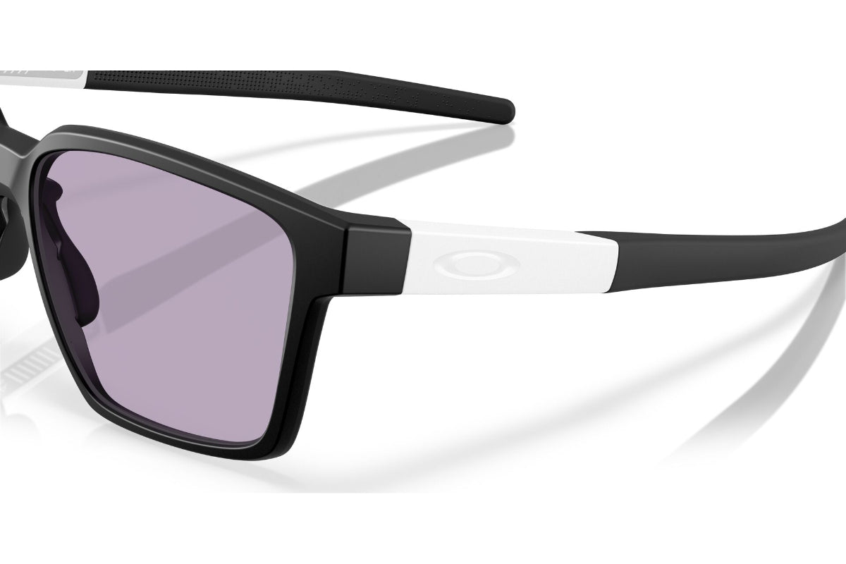 Oakley Actuator SQ