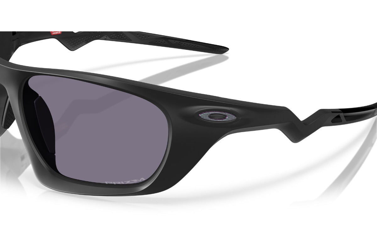 Oakley Lateralis