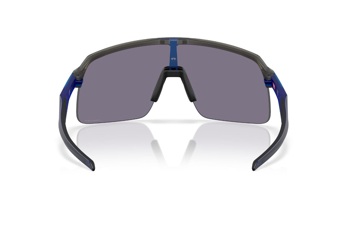 Oakley Sutro Lite