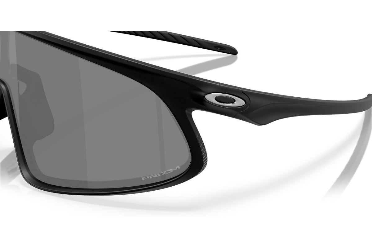 Oakley Rslv