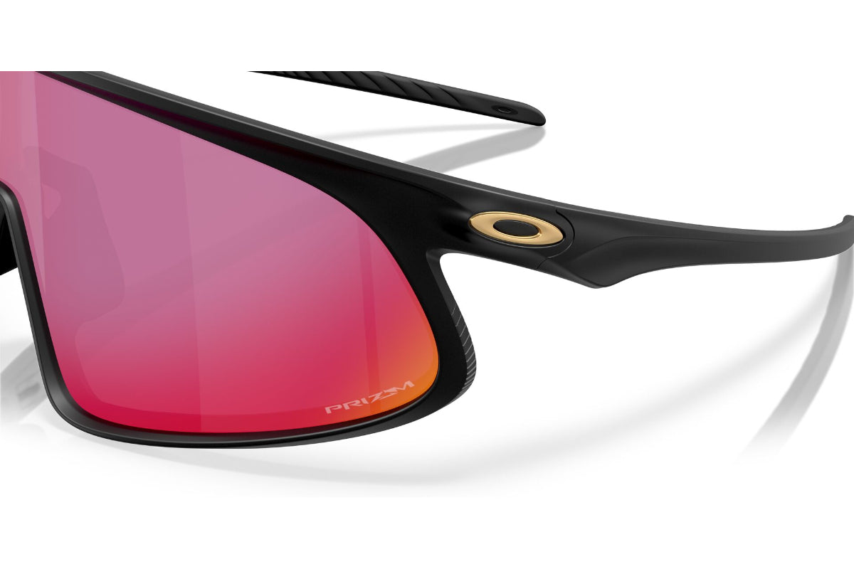Oakley Rslv