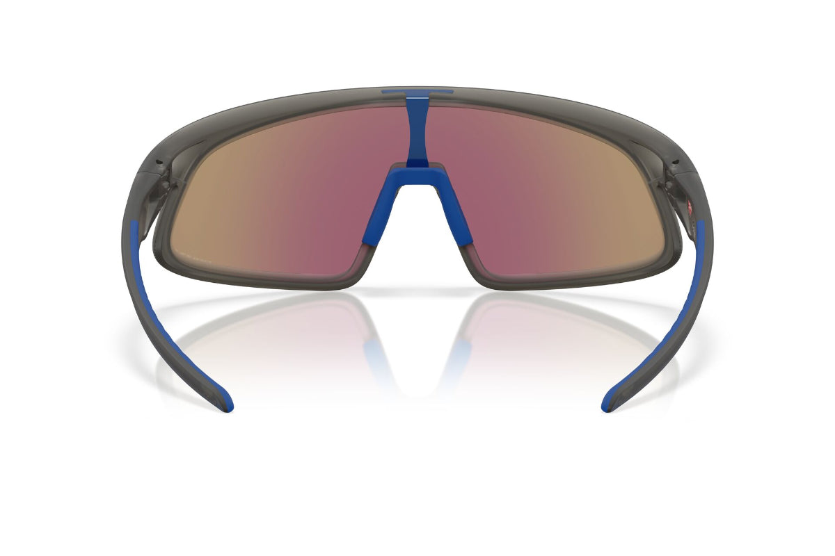 Oakley Rslv