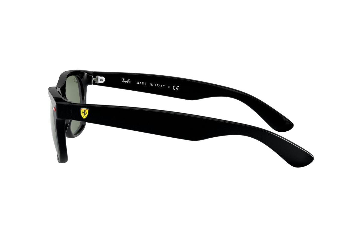 Ray-Ban Lentes de Sol New Wayfarer Scuderia Ferrari Collection RB2132M