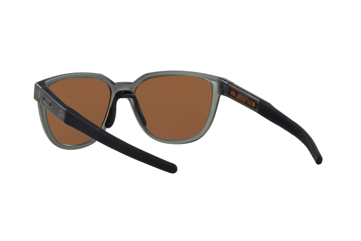Oakley Actuator