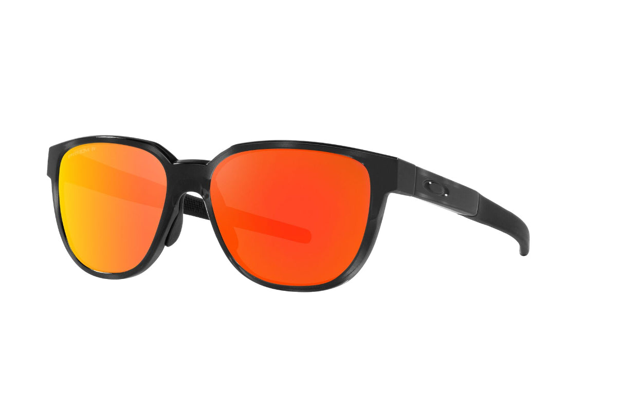 Oakley Actuator
