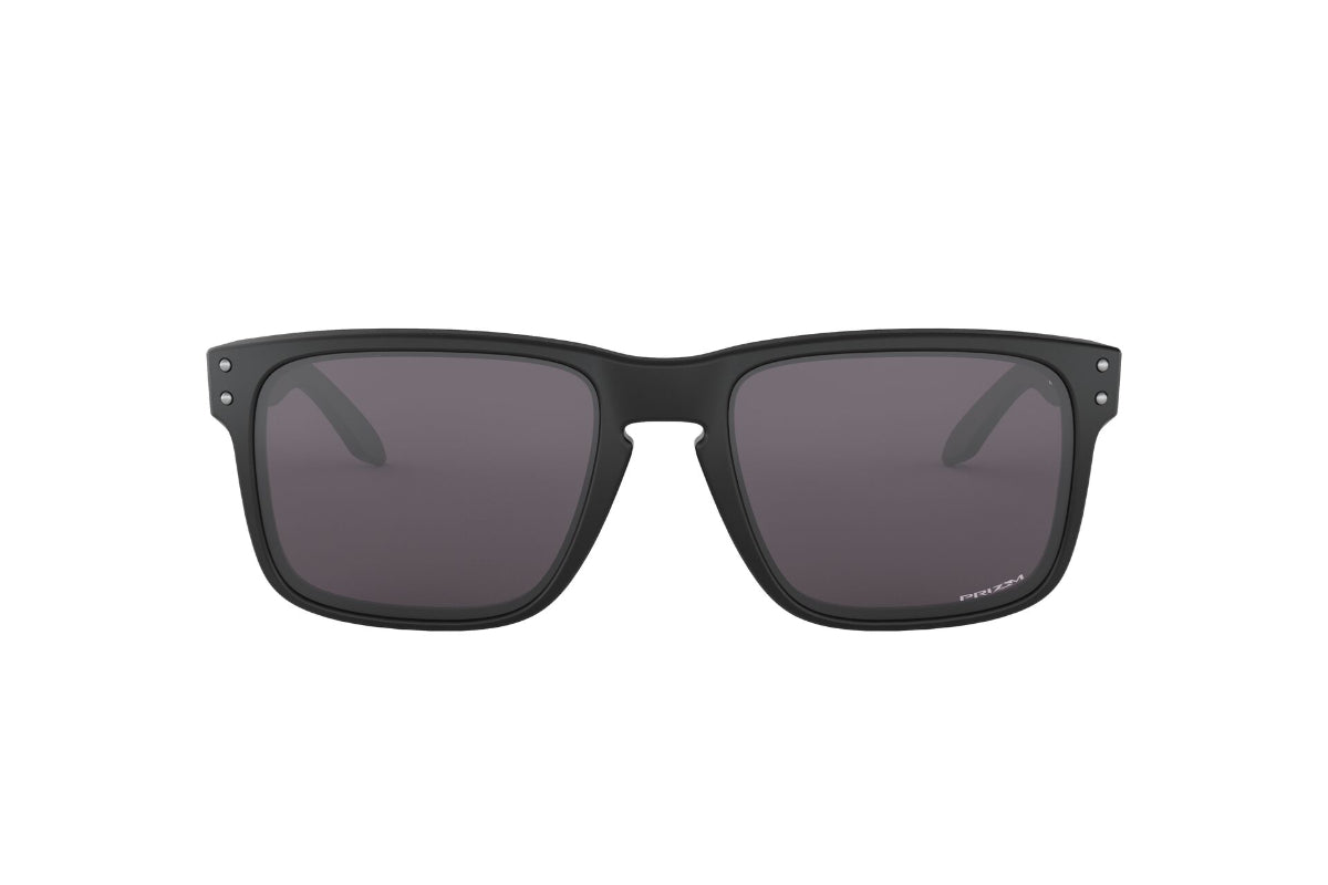 Oakley Holbrook