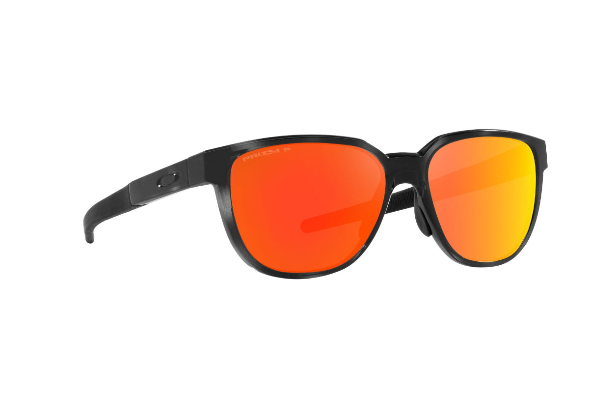 Oakley Actuator