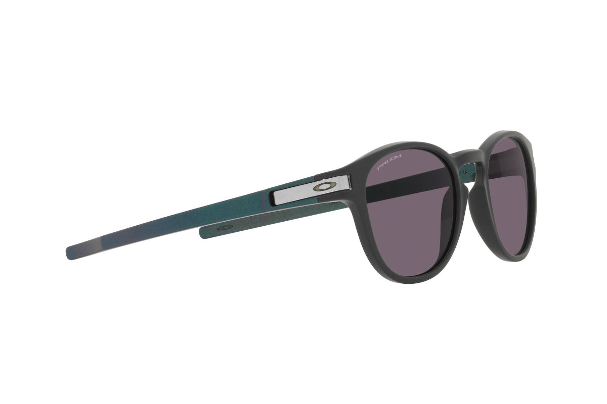 Oakley Latch