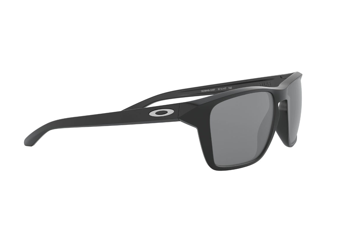 Oakley Sylas
