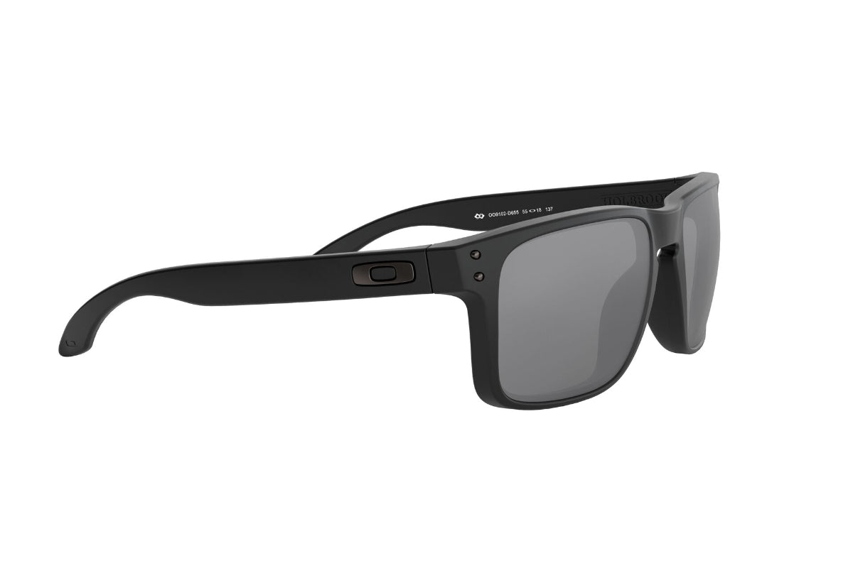 Oakley Holbrook