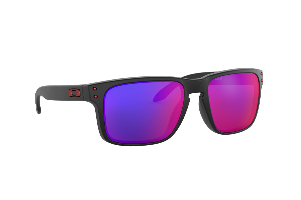 Oakley Holbrook