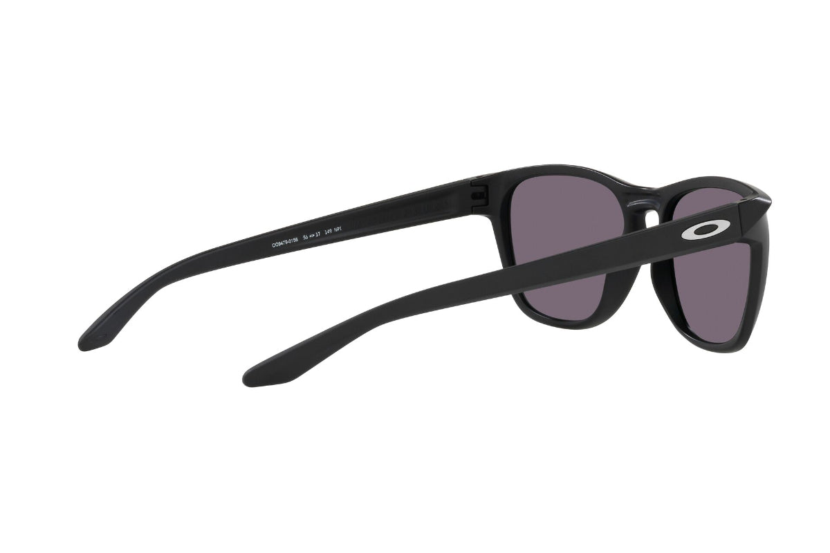 Oakley Manorburn