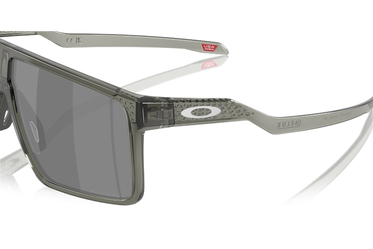 Oakley Helux
