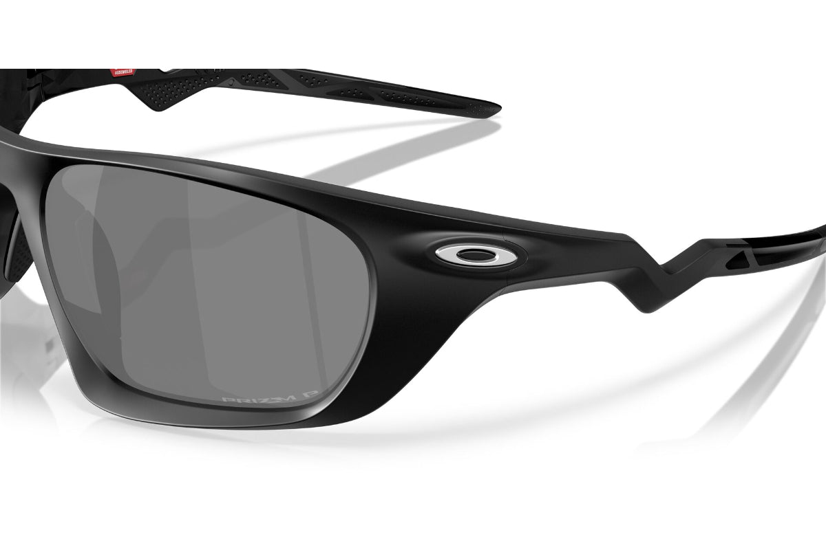 Oakley Lateralis
