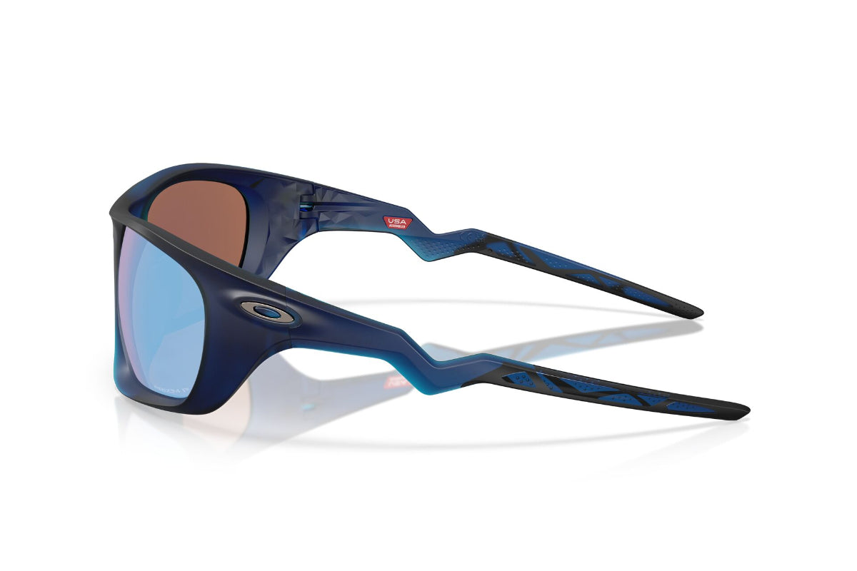Oakley Lateralis