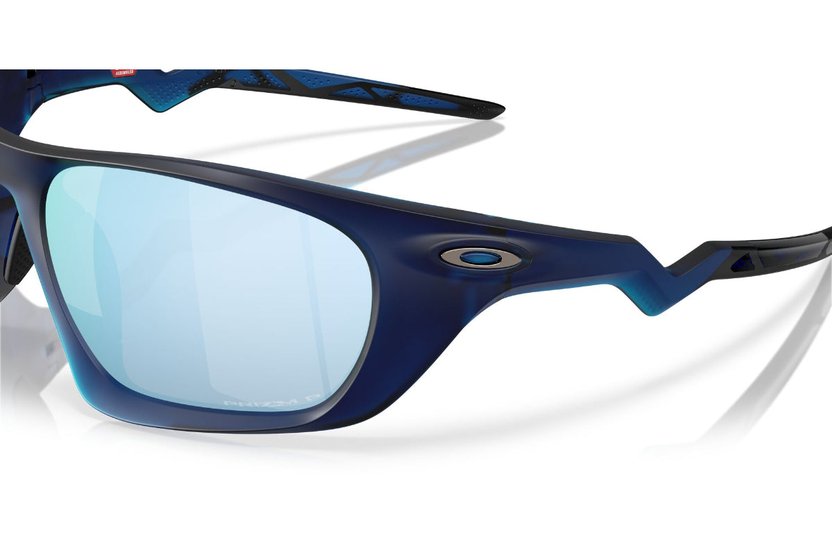 Oakley Lateralis
