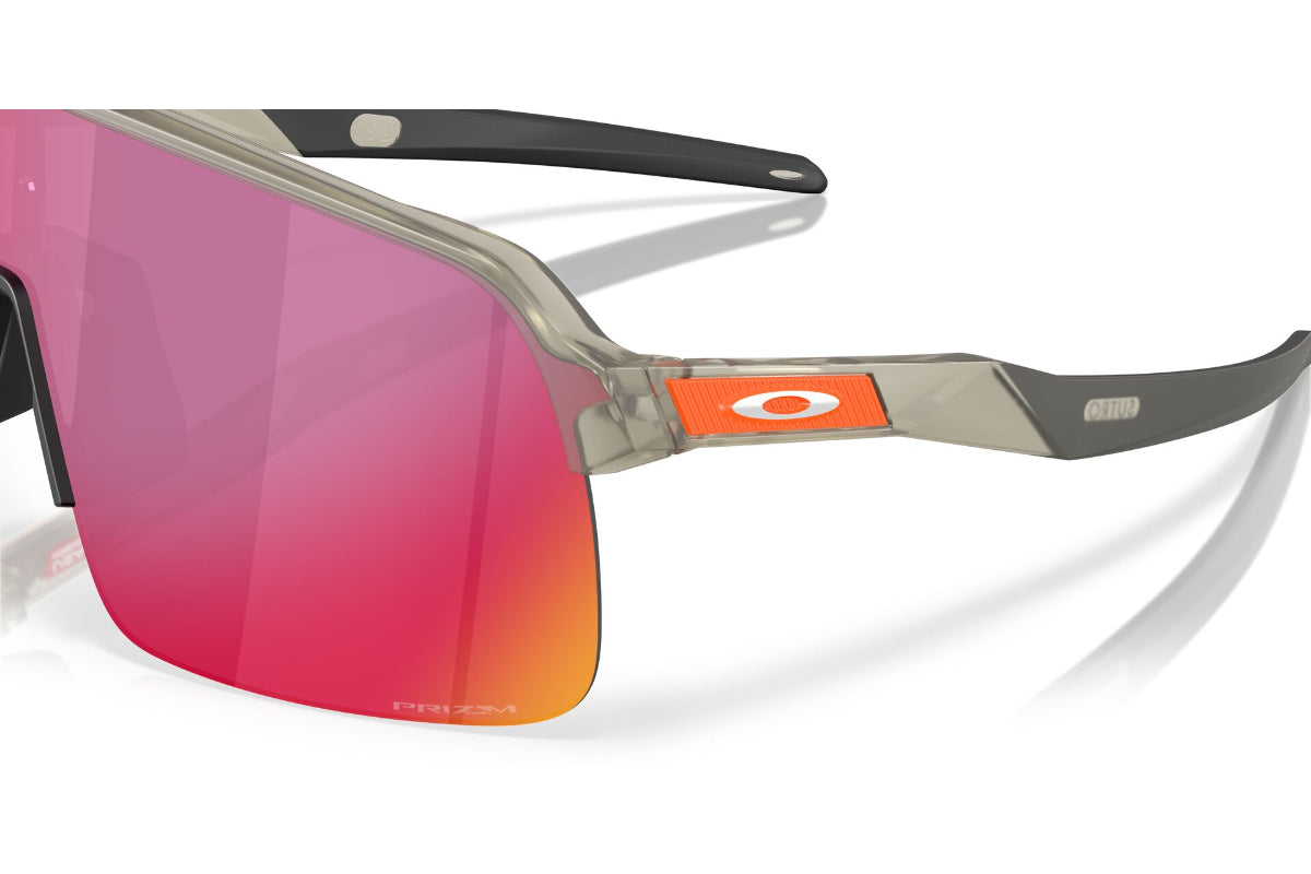 Oakley Sutro Lite