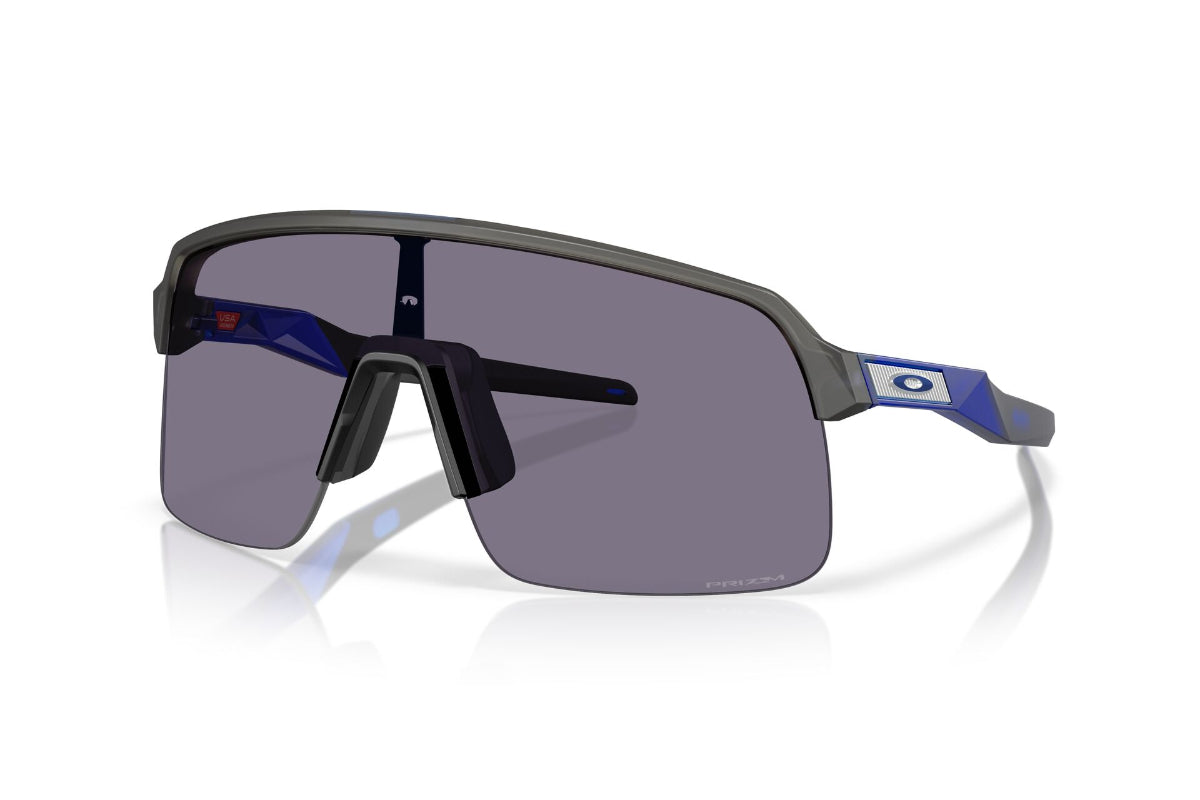 Oakley Sutro Lite