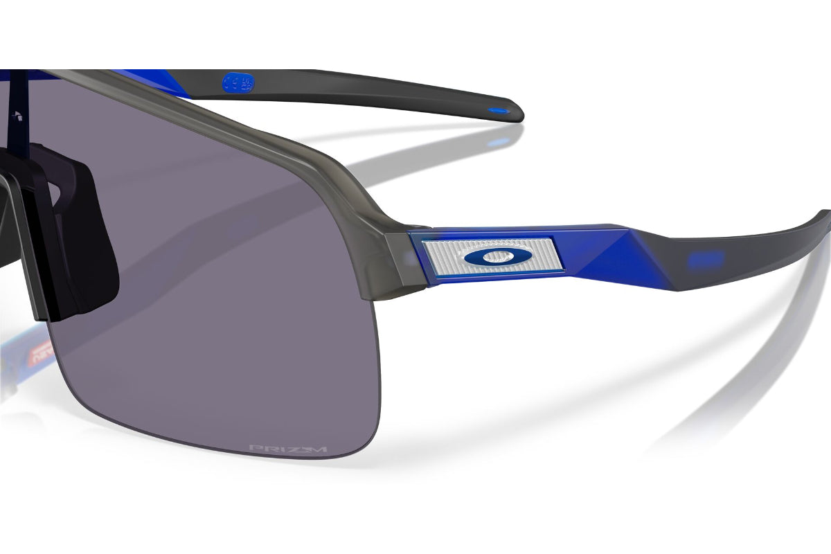 Oakley Sutro Lite