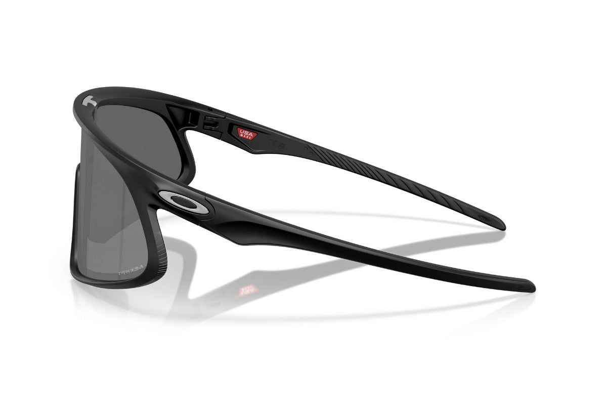 Oakley Rslv