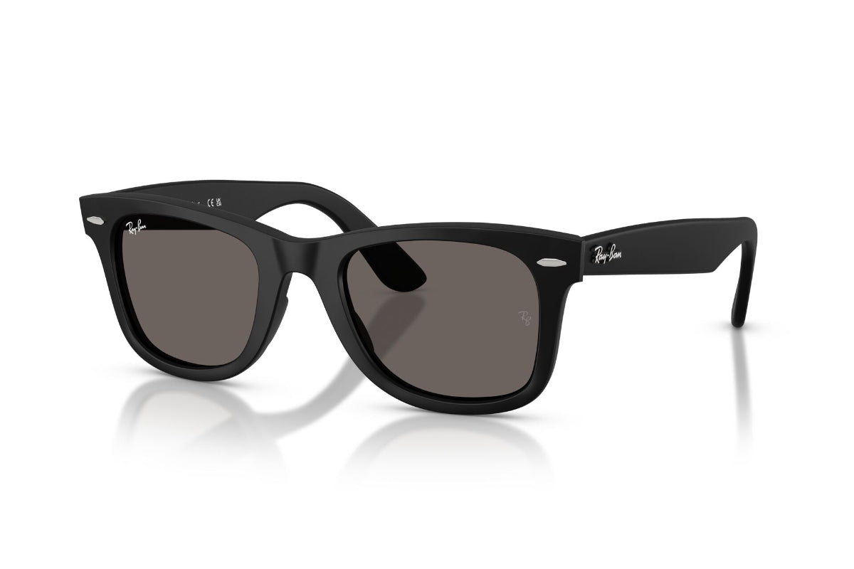 Ray-Ban Lentes de Sol Wayfarer Ease RB4340